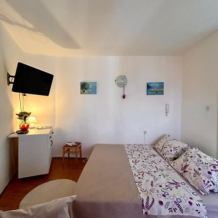 Bright And Charming Studio Apartment ริเยกา ภายนอก รูปภาพ